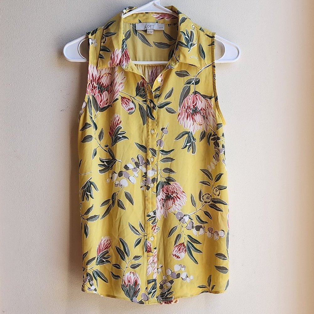 LOFT Floral Sleeveless Blouse Size Petite Small